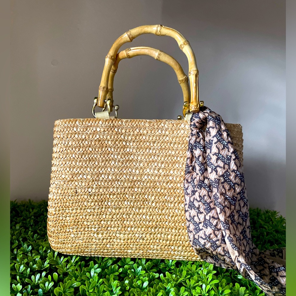 Croft & Barrow Straw basket bag with bamboo handle